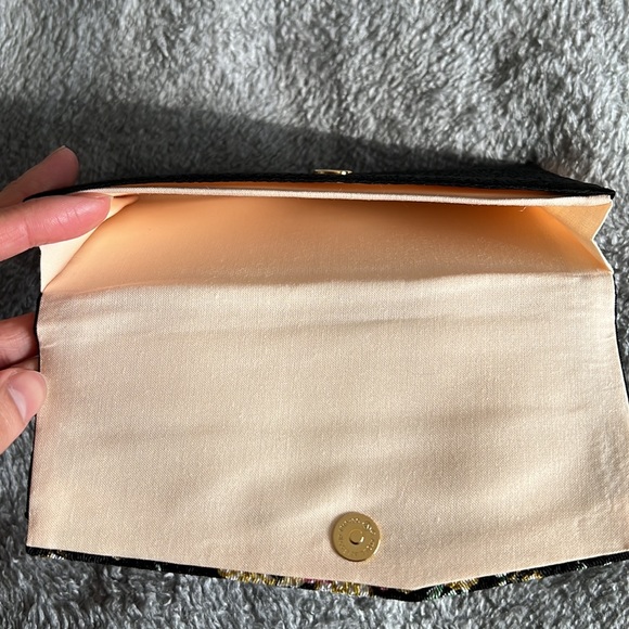 Black Wallet - Picture 4 of 5